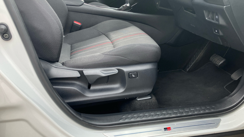 Toyota C-HR 1.8 Hybrid GR Sport 5dr CVT Hybrid Hatchback